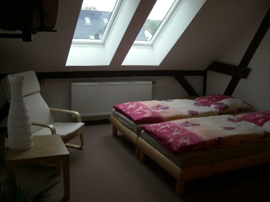 Zimmervermietung Schoenfliesser Stuben Auch Fuer Monteure أيزِنهوتِنشتات المظهر الخارجي الصورة